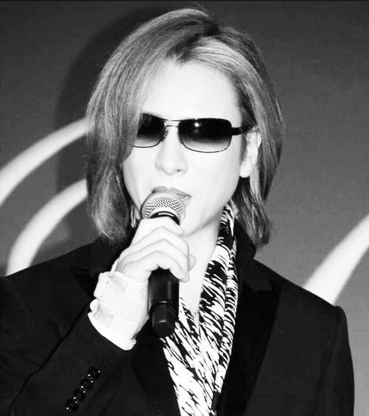 YOSHIKI、ウクライナ・周辺諸国の避難民支援に1000万円寄付「心安らぐ時間を過ごせるよう協力したい」