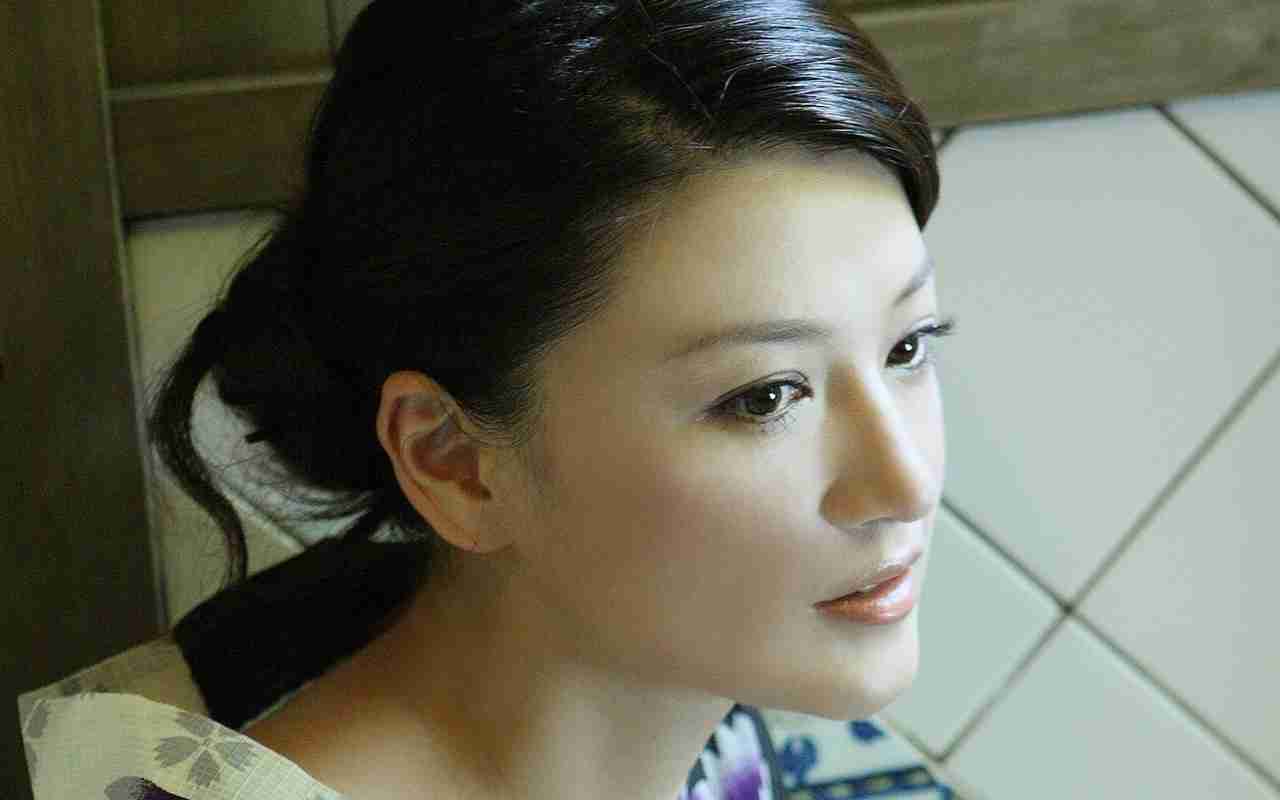  美人だと言う事を忘れてしまうけど、実は美人な芸能人