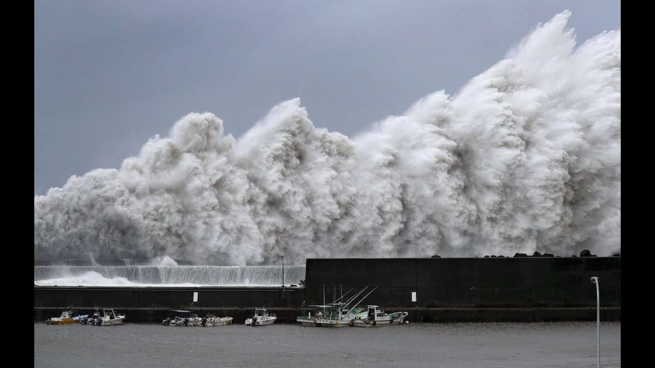 【閲覧注意】海や湖が怖くなる画像くださいPart3