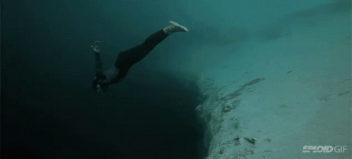 【閲覧注意】海や湖が怖くなる画像くださいPart3