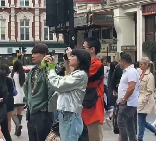 【最新版】芸能人の私服