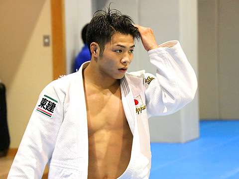 みなさんの顔が好みなスポーツ選手は?