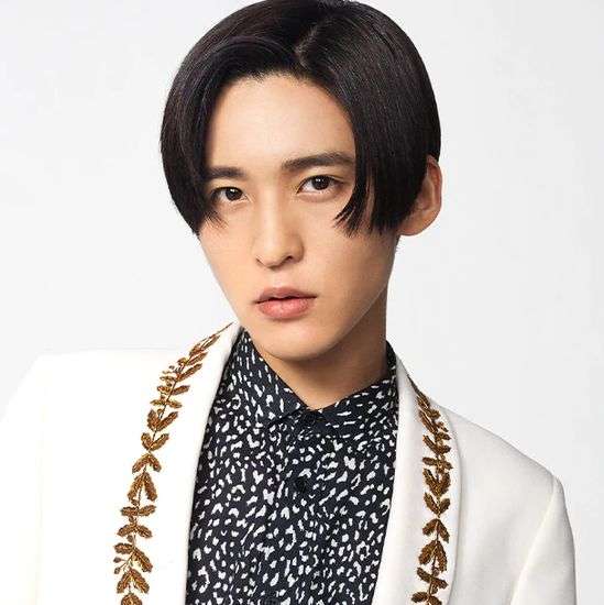 俳優や女優の名前を書くと、誰かが代表作品を答えてくれるトピ