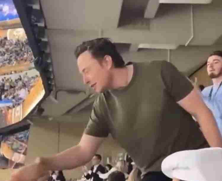 アバター接客にレジ袋撤廃!!近未来型ローソンが開店　東京都豊島区に初出店