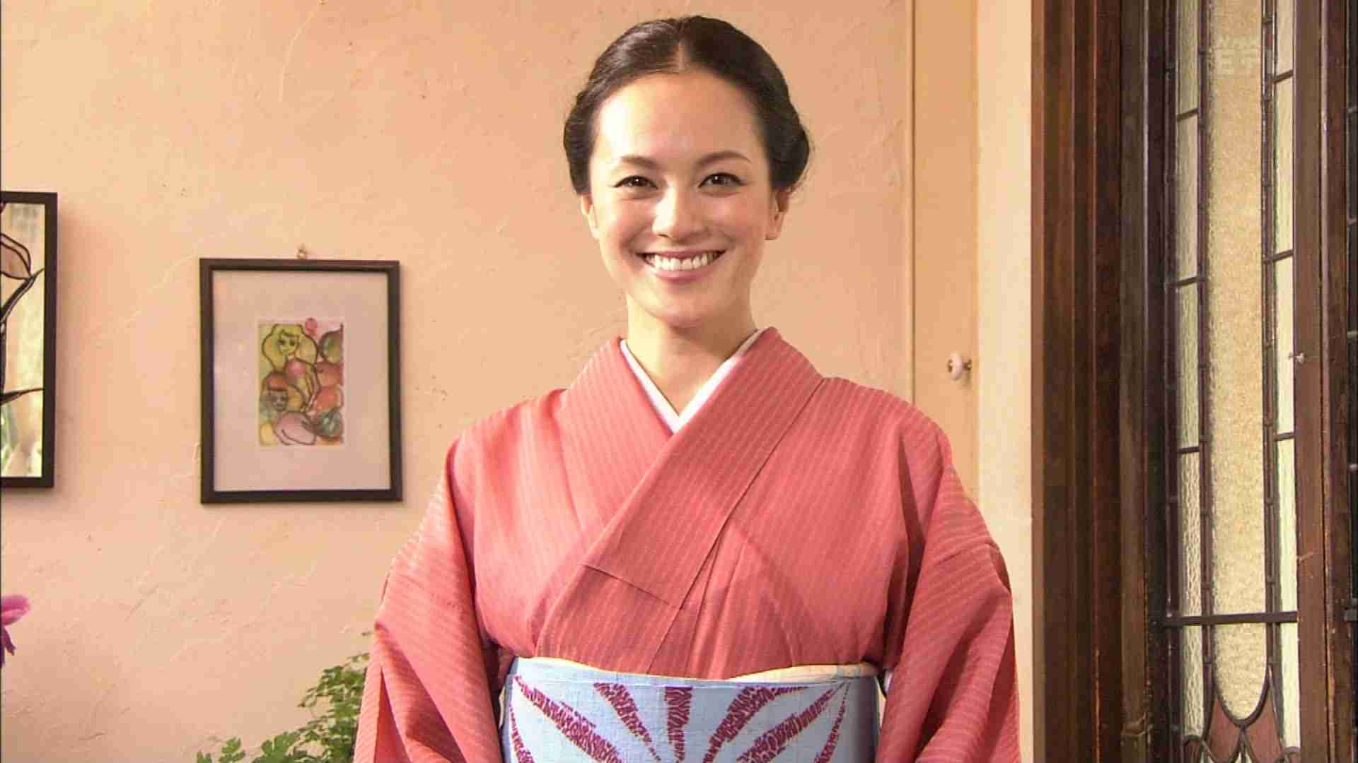 牧瀬里穂、誕生日＆結婚記念日の報告に「いつまでも憧れの人」「全然51歳に見えん」の声