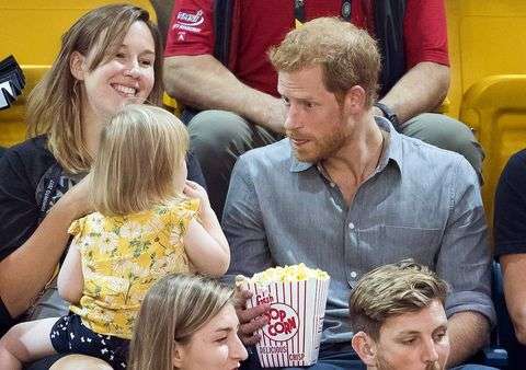 妻の流産はタブロイド紙のせい、ヘンリー英王子が王室と報道に対する新たな持論展開