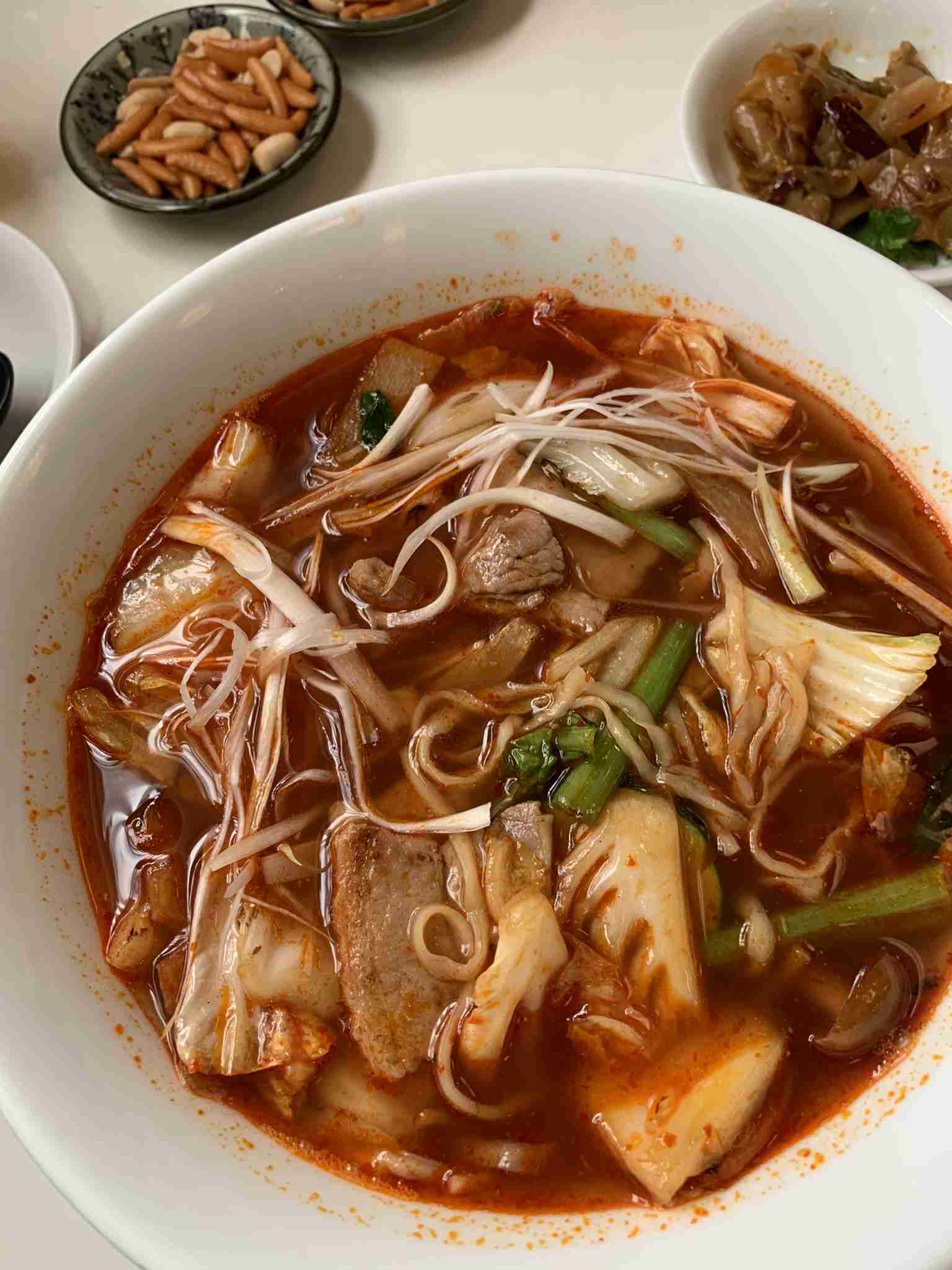 身バレしない程度の住所と近所のラーメン屋をあげていくトピ