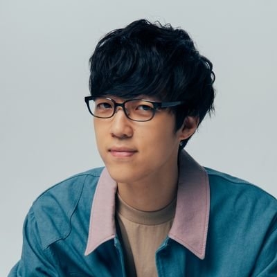 どうして高学歴なだけで偉いと褒められるんですか？