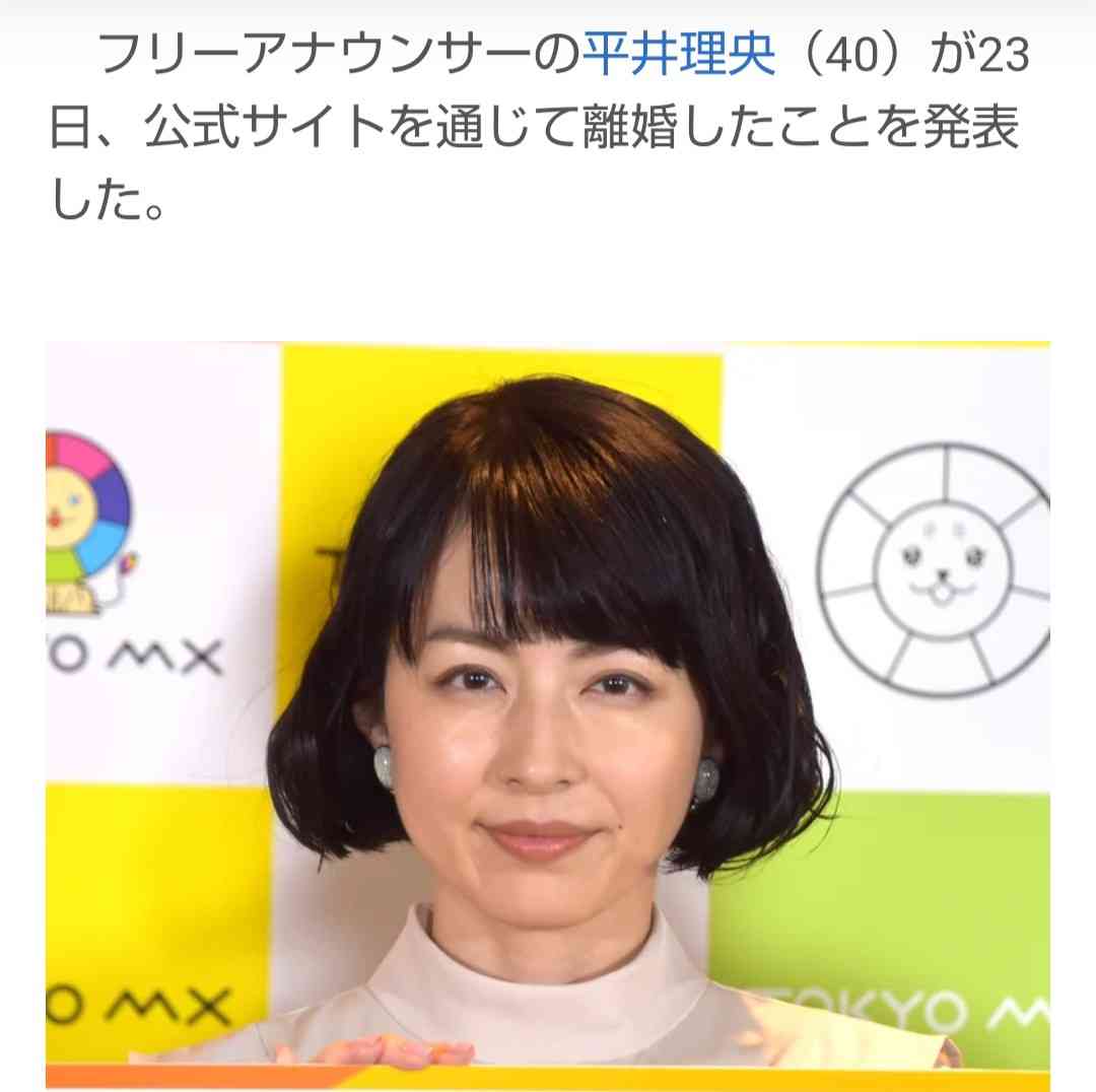 小嶋陽菜、クリスマスイブのサービスショット！「ポーズの女王」「超絶お美しい」ニットワンピ姿