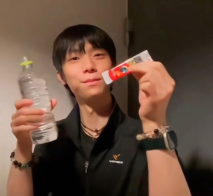 羽生結弦選手、これからについて語る「フィギュアスケートの限界を超えていけるように」 初の単独公演リポートも