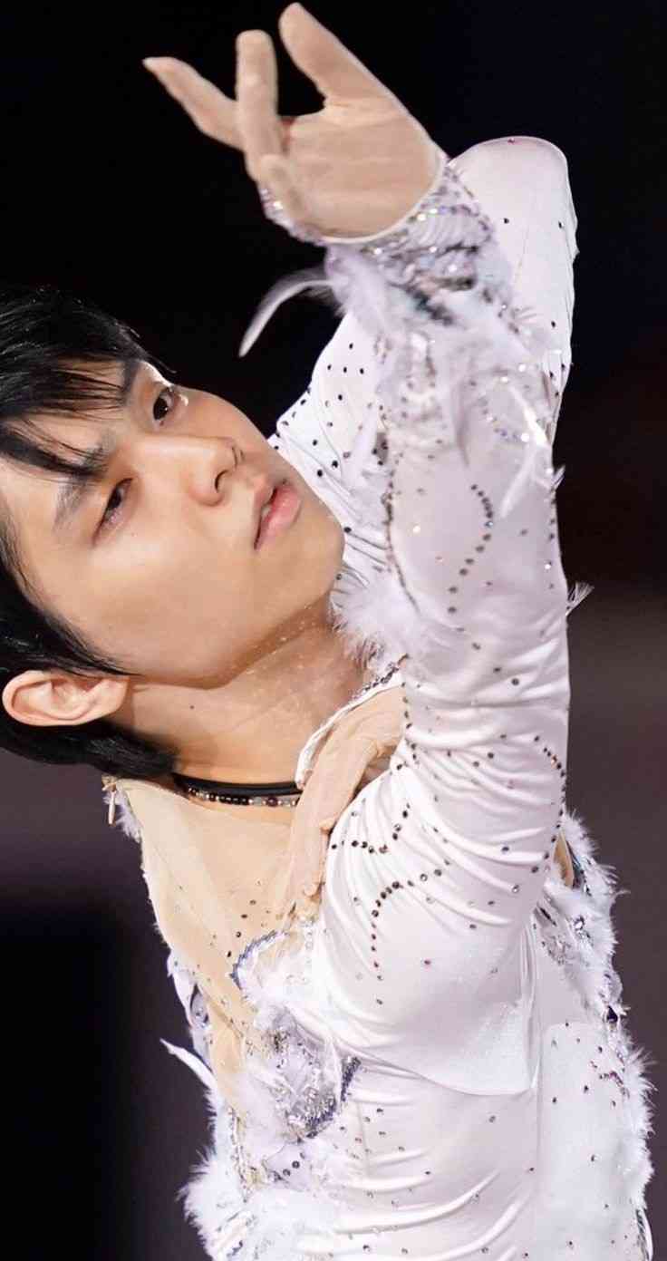 羽生結弦選手、これからについて語る「フィギュアスケートの限界を超えていけるように」 初の単独公演リポートも