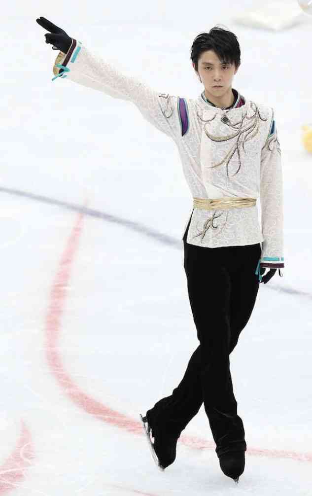 羽生結弦選手、これからについて語る「フィギュアスケートの限界を超えていけるように」 初の単独公演リポートも