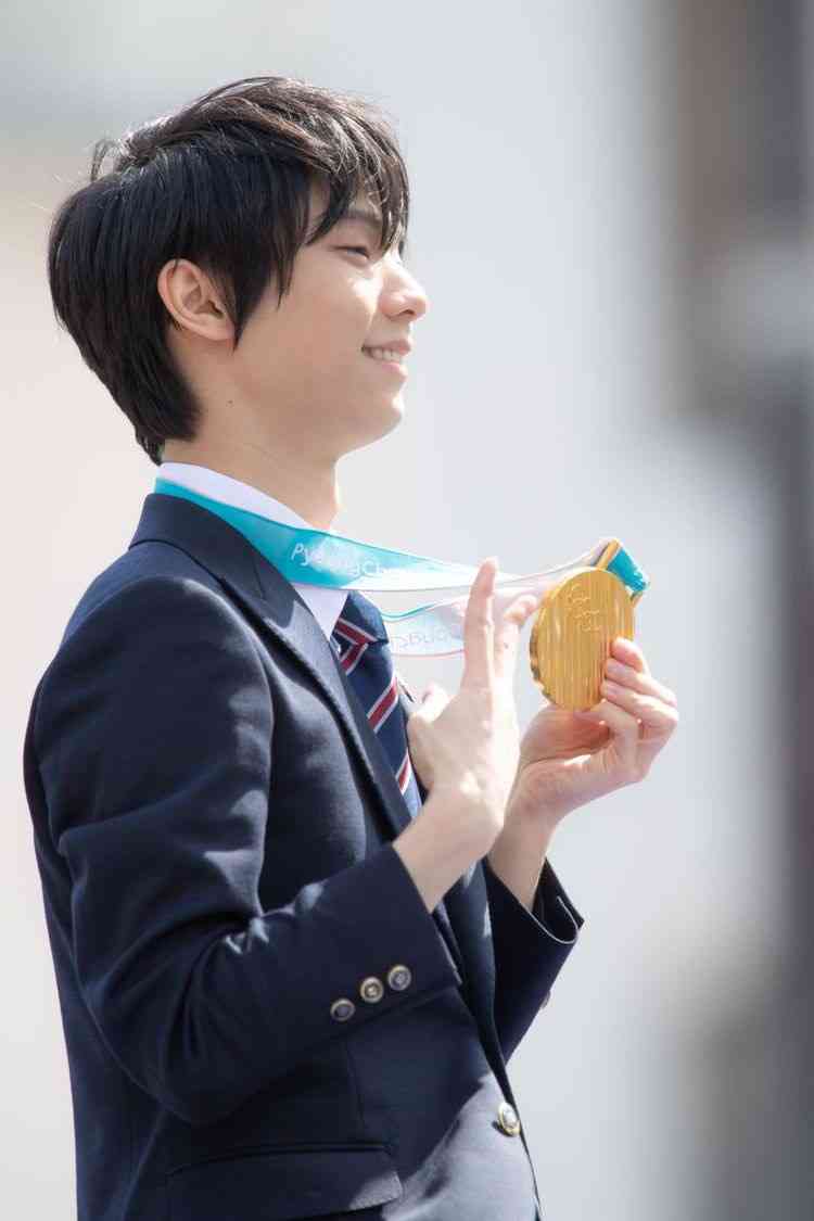 羽生結弦選手、これからについて語る「フィギュアスケートの限界を超えていけるように」 初の単独公演リポートも