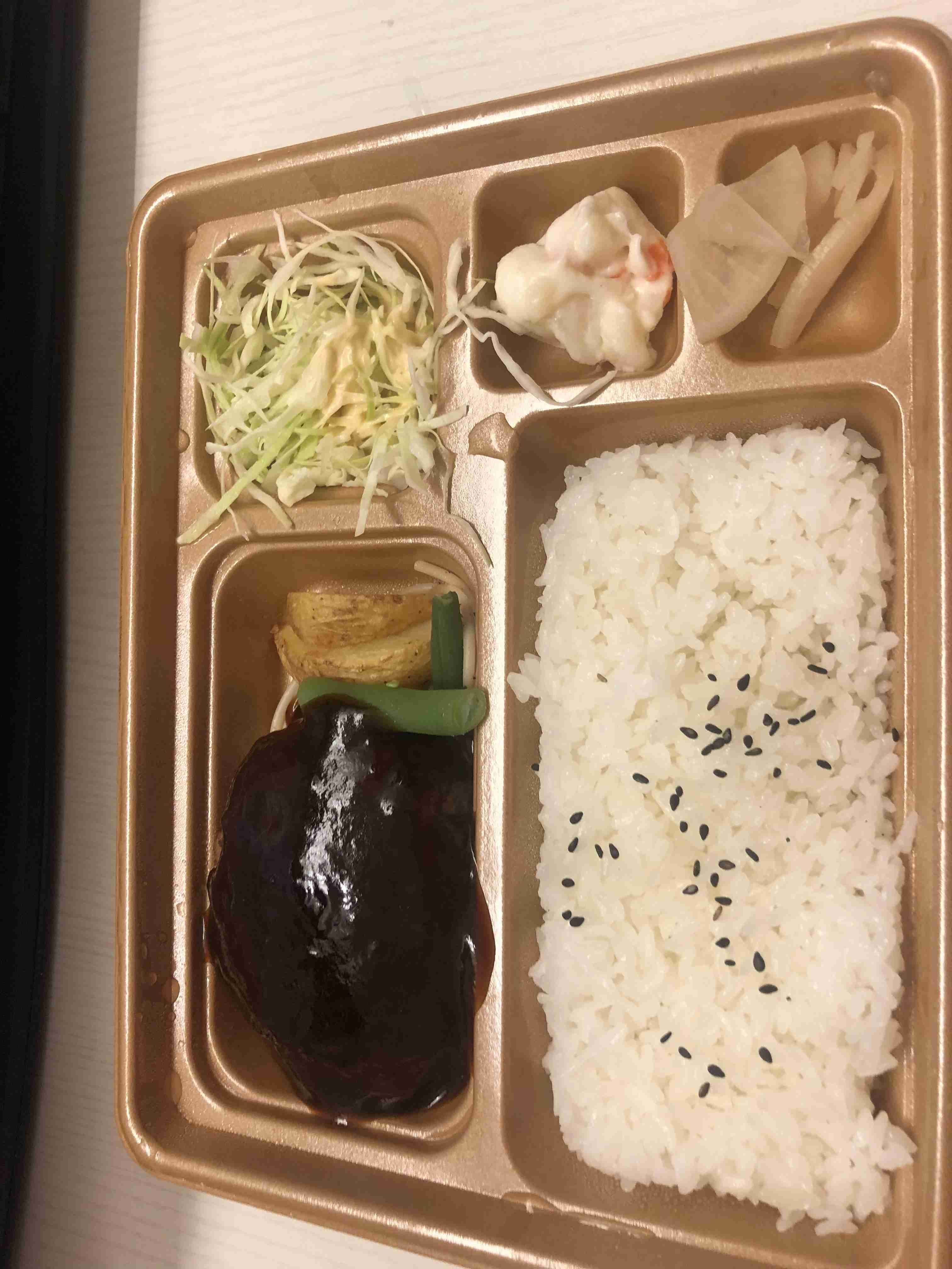 弁当の量が少ない? セブンイレブン店主「ビジネスモデル的に搾取する癖が抜けないんでしょう」