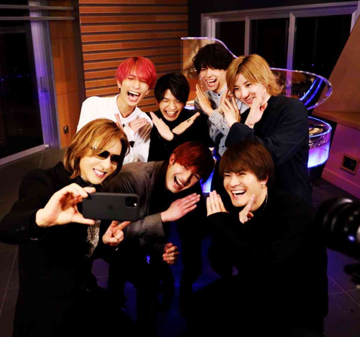 SixTONES、ユニットトークで恋愛観語る「steady.」表紙に登場