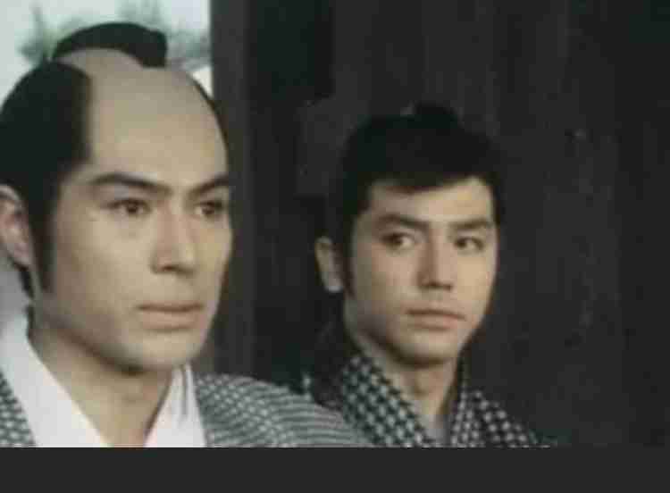 イケメンのカメラ目線じゃない画像が見たい!part2