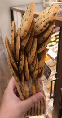 「ステラおばさん」のクッキー詰め放題が帰って来る！倍以上お得なのはありがたい。