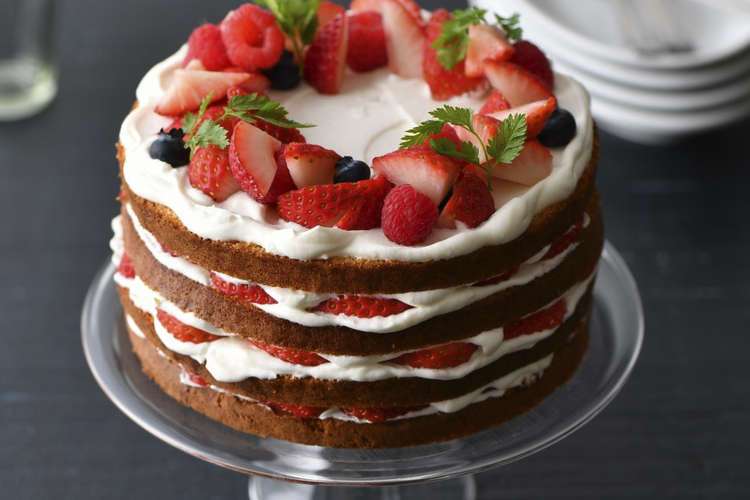 クリスマスケーキ作る派の人