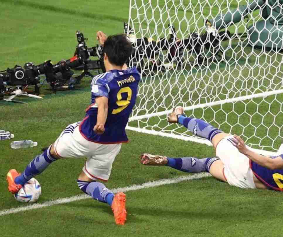 三笘選手好きな人はこちらに集合！