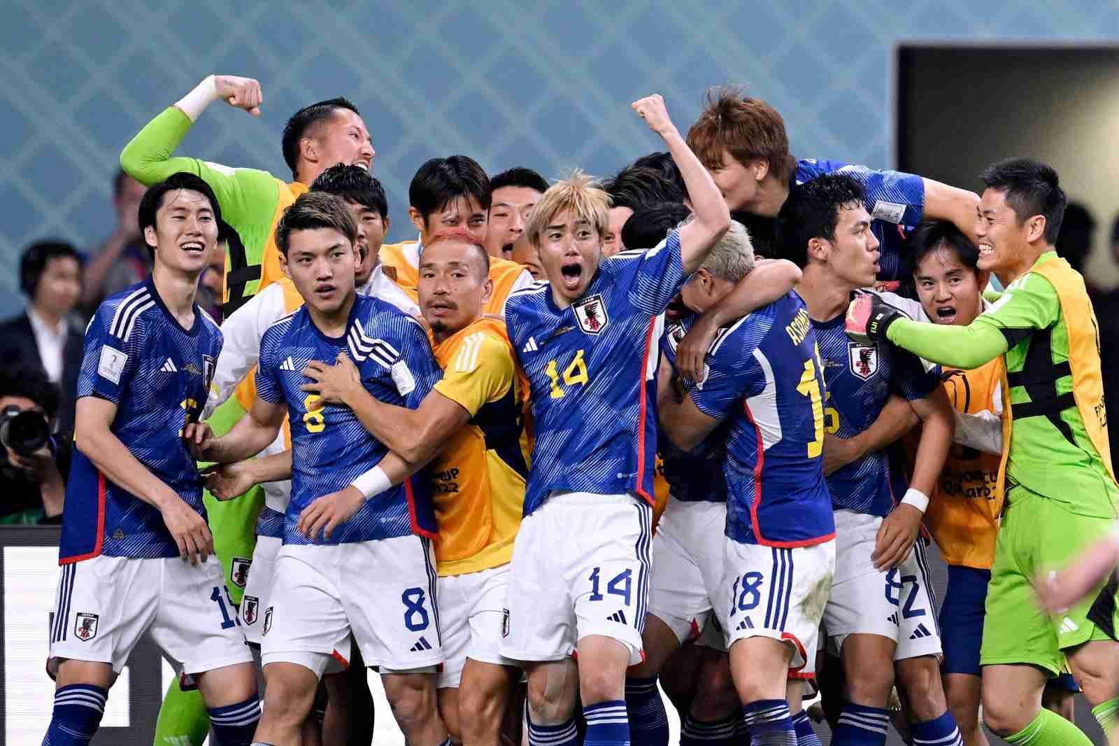 サッカー日本代表選手の好きな写真を貼る