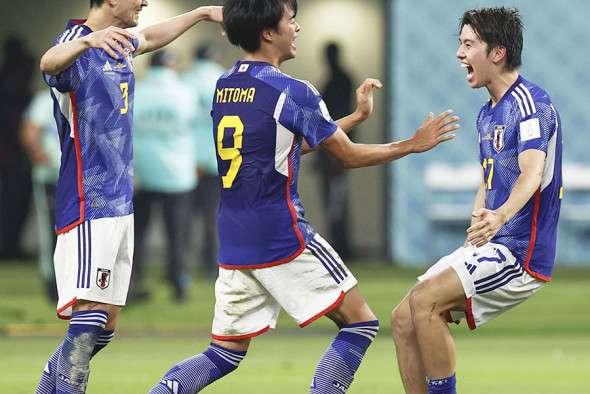 サッカー日本代表選手の好きな写真を貼る