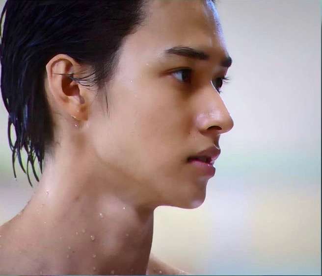 綺麗な横顔が見たい