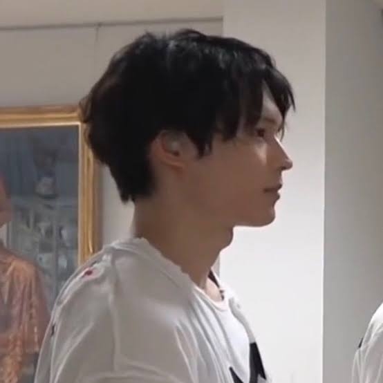 綺麗な横顔が見たい