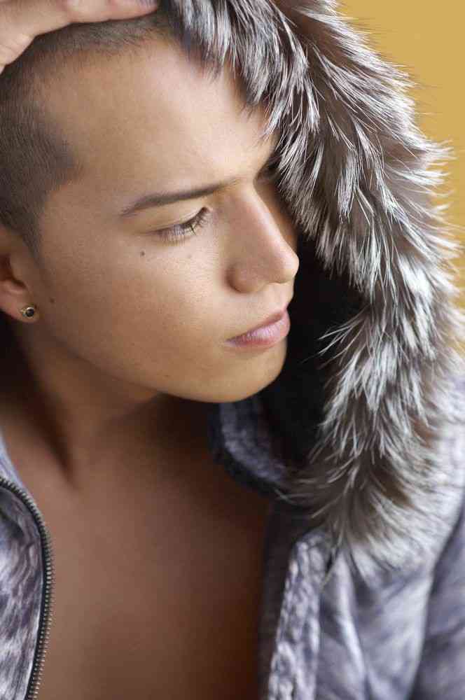 綺麗な横顔が見たい