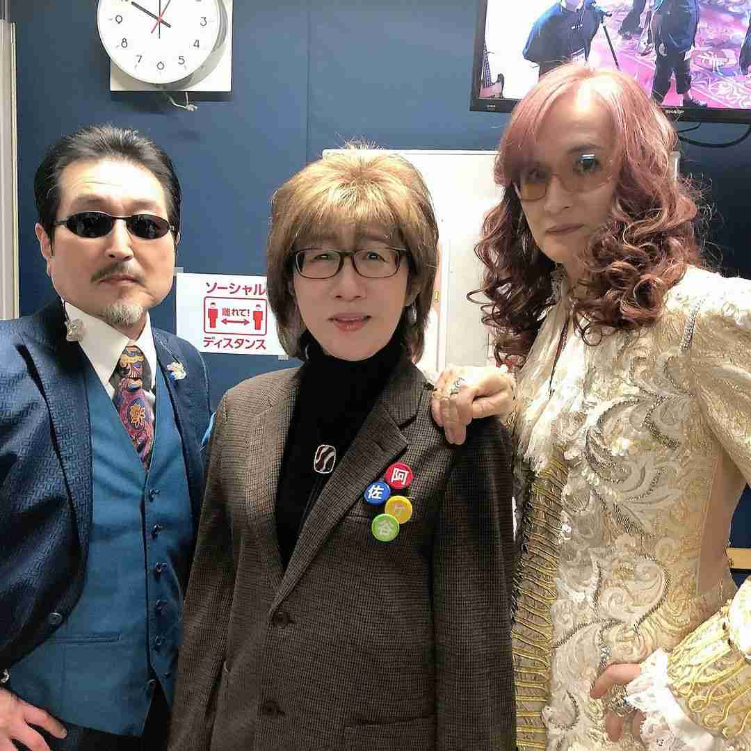 別のバンドのメンバーと写ってる画像トピ