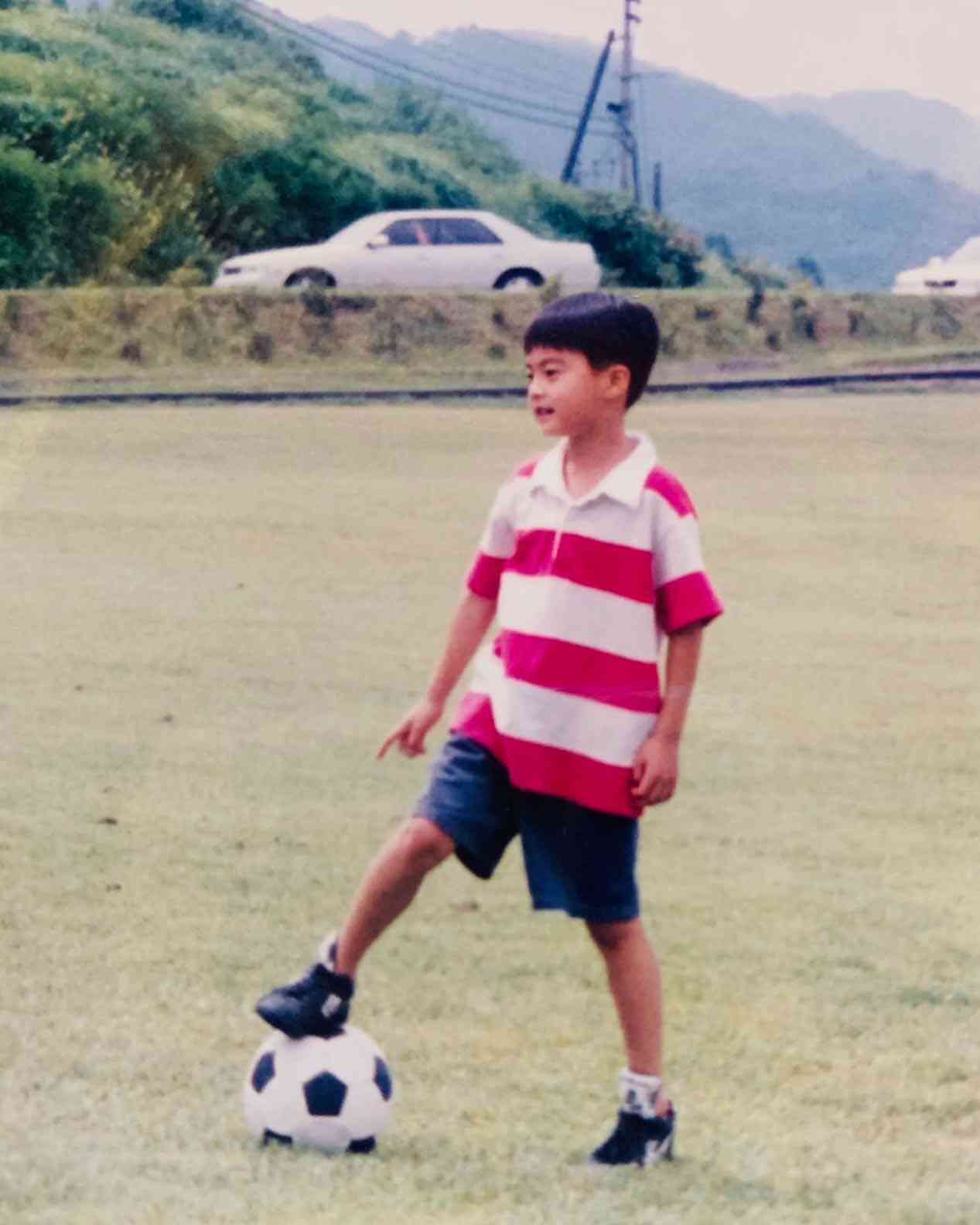 W杯日本代表「三笘薫」の実兄（27）は俳優だった