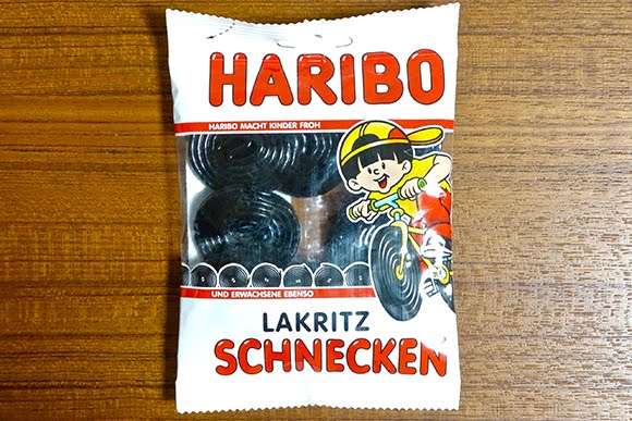 不思議な味のする食べ物を挙げていこう