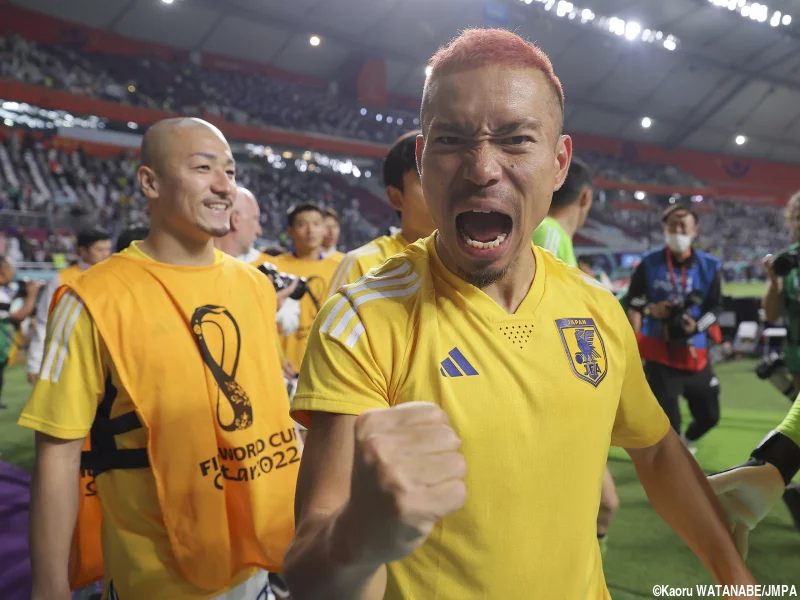 長友佑都　現役続行へ！FC東京から契約更新オファー　去就白紙状態から芽生えた意欲