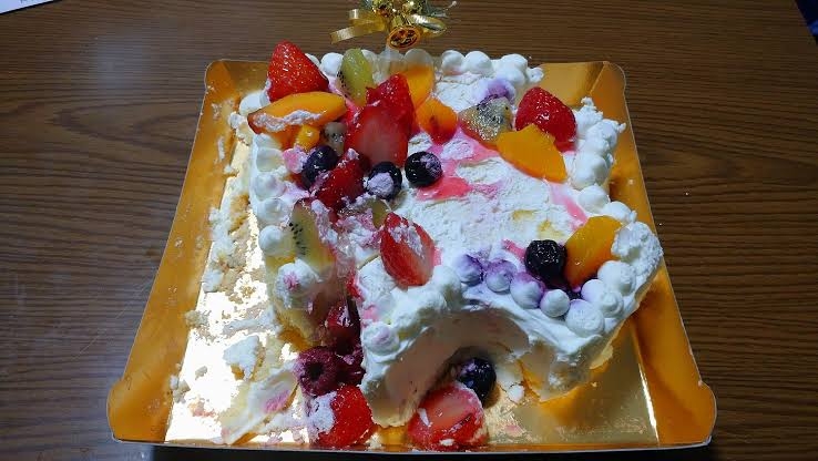 冷凍ケーキじわじわ存在感 「巣籠もり」が変えた?クリスマス商戦
