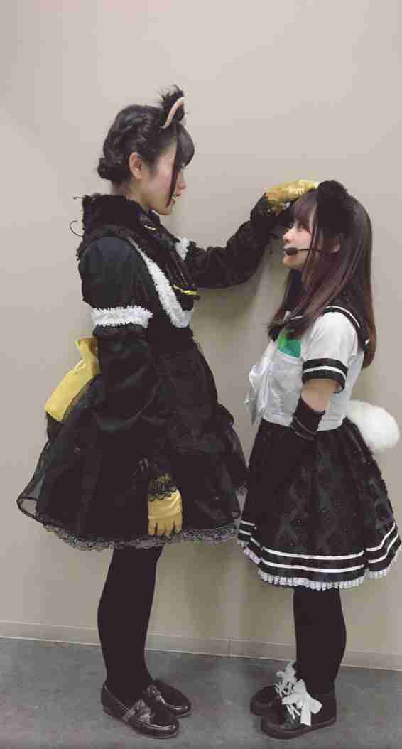  一重まぶたの方、集まれー！