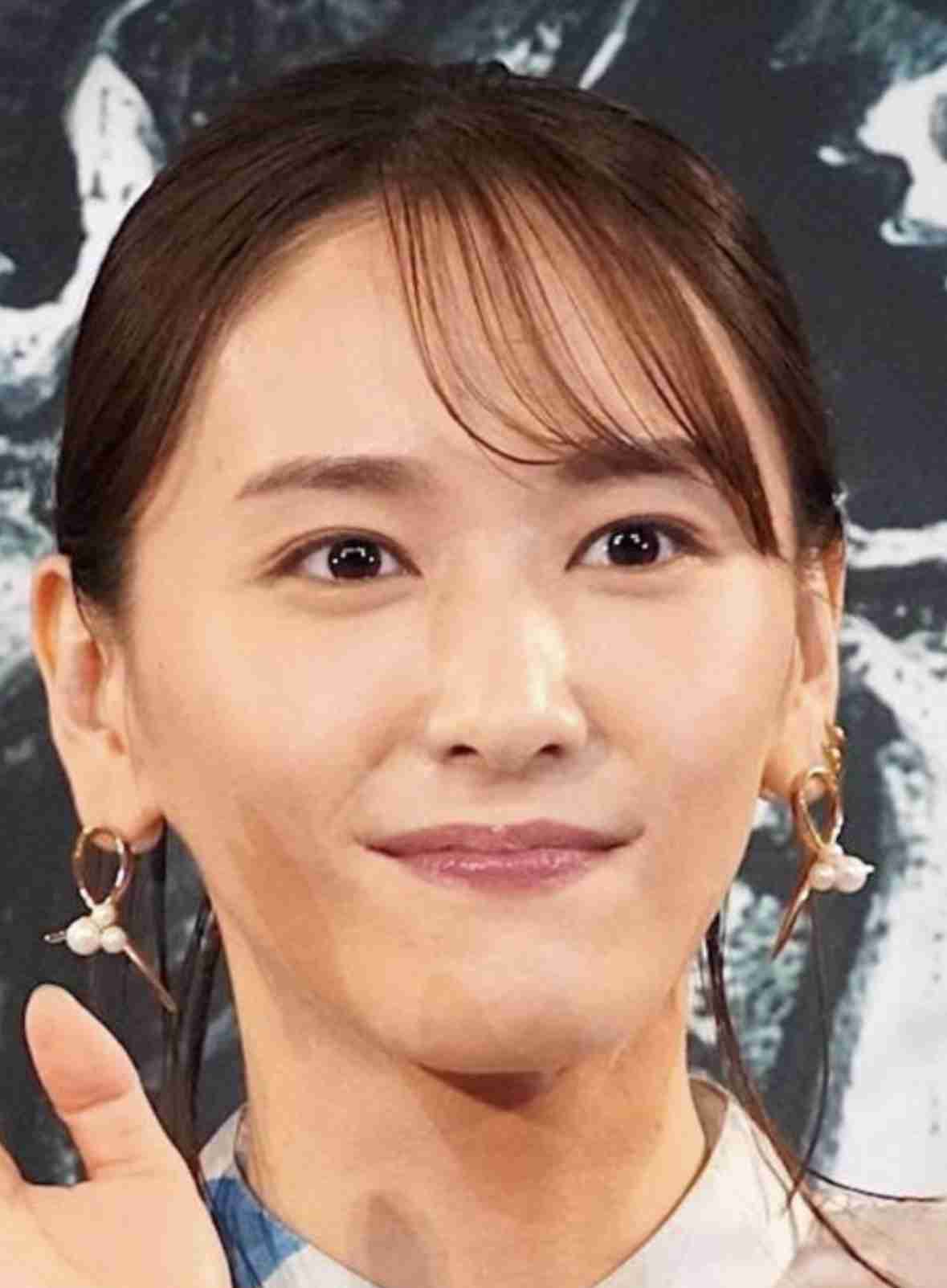  一重まぶたの方、集まれー！