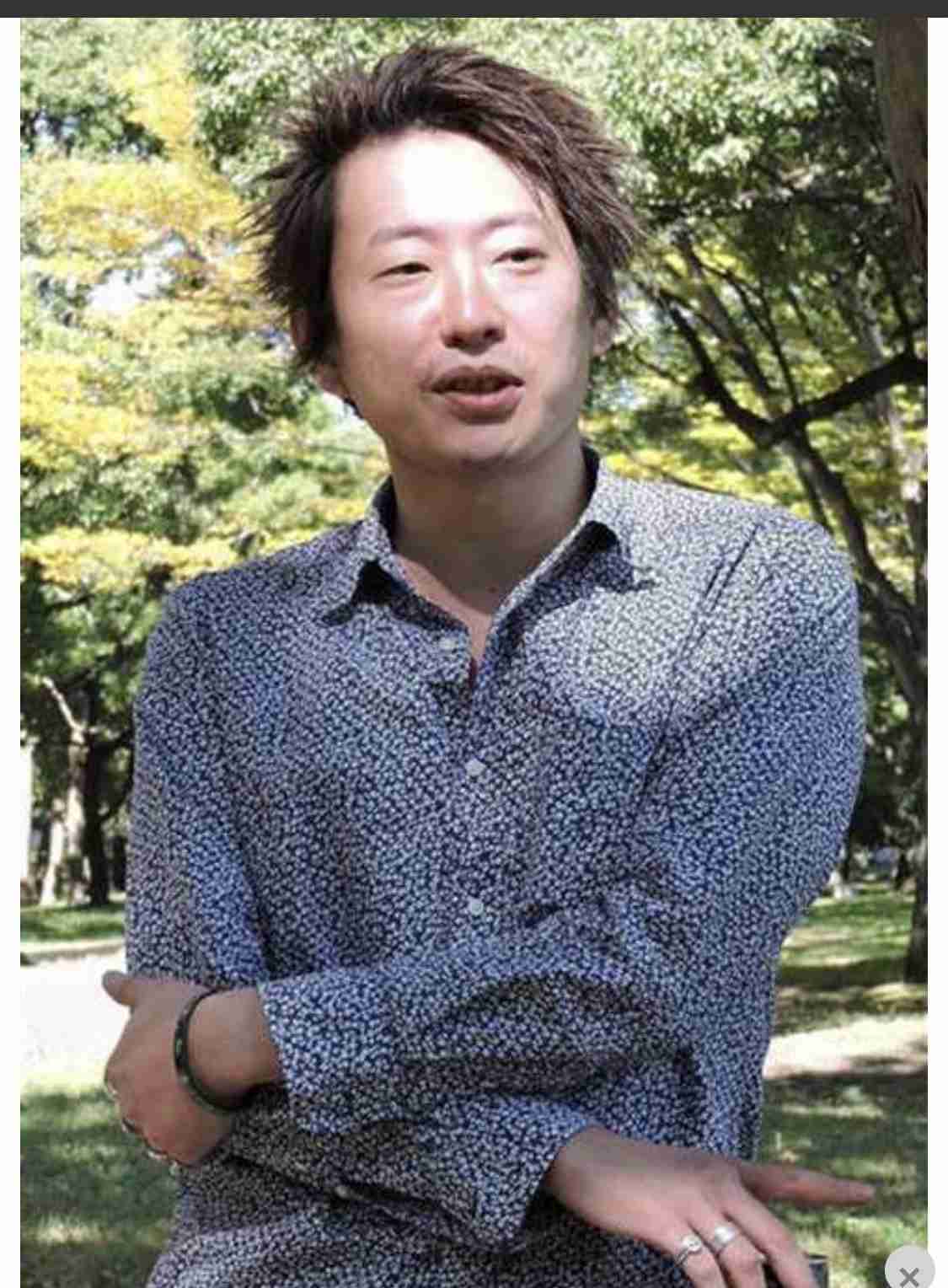 《女優がセクハラ告発》提訴された劇作家、過去にも危ういSNS発言「NHKのADの子が可愛い」「女豹ポーズで」