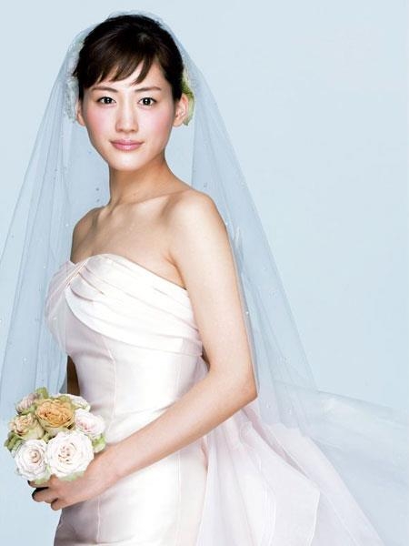 女優のウエディングドレス姿が見たい part3