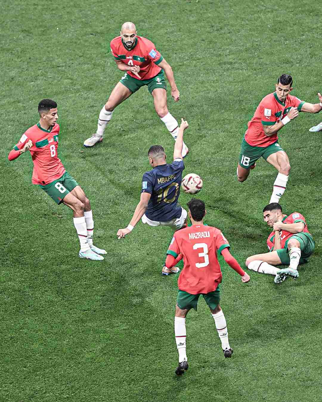 フランスが決勝進出　エムバペ不発でモロッコに苦戦も逃げ切る　史上3か国目の2連覇へアルゼンチンと対戦