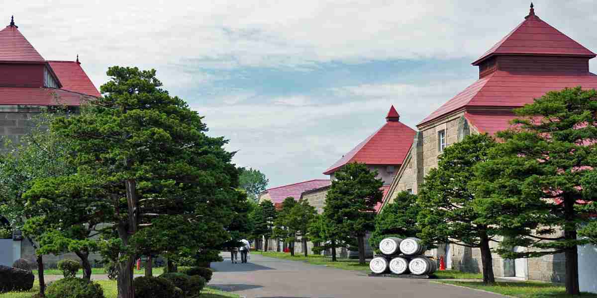 ティッシュを使い回し!? 驚きの『節約術』集まる 「トイレは近所の百貨店で」という猛者も