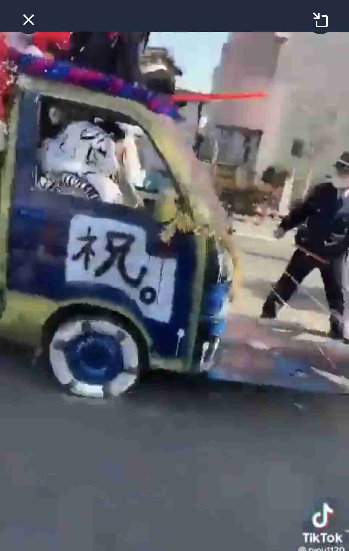 福岡・博多駅付近で襲撃か けがの女性死亡 男性が逃走中