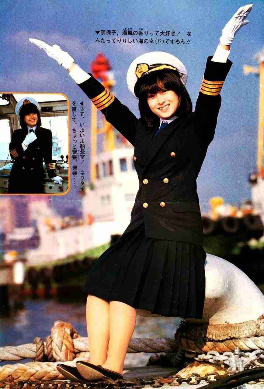 制服姿の有名人が見たい!