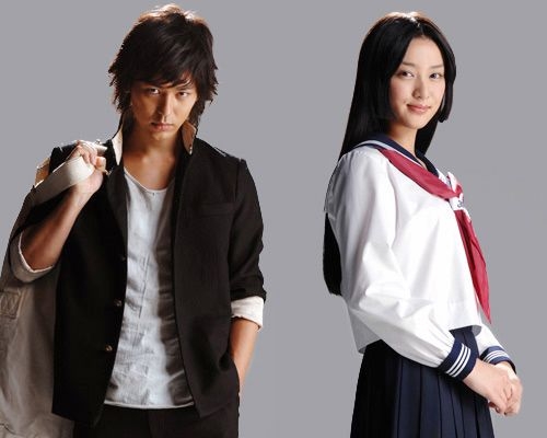 制服姿の有名人が見たい!