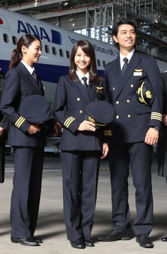 制服姿の有名人が見たい!