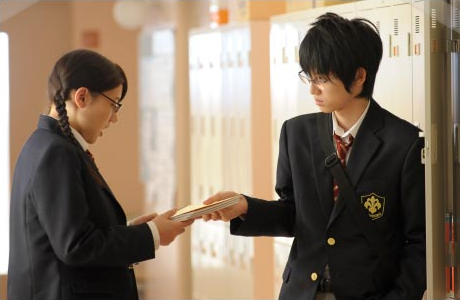 制服姿の有名人が見たい!