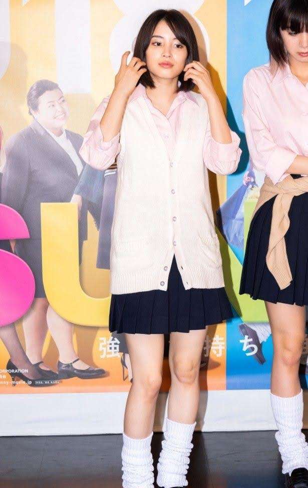 制服姿の有名人が見たい!