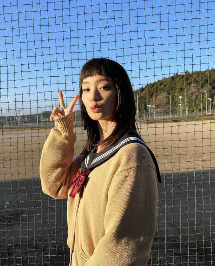 制服姿の有名人が見たい!