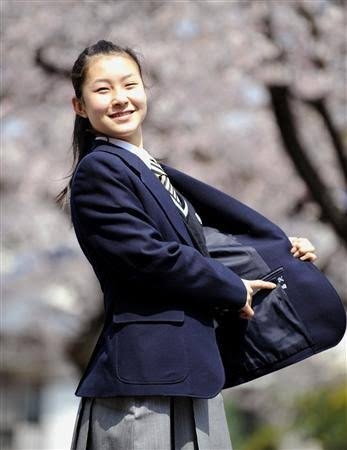 制服姿の有名人が見たい!