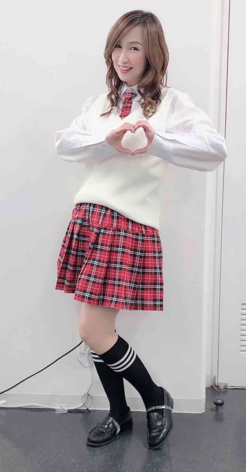 制服姿の有名人が見たい!