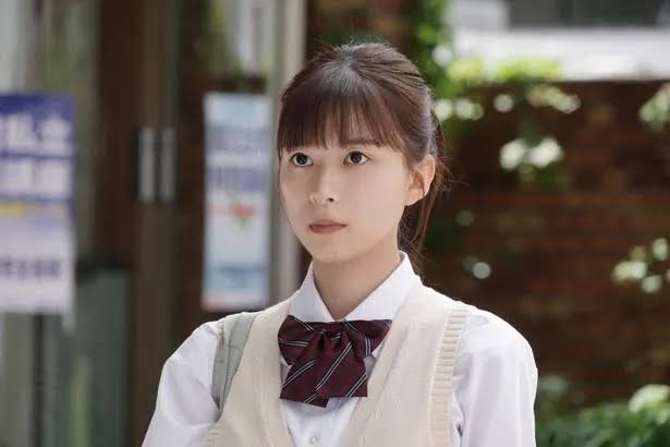 制服姿の有名人が見たい!
