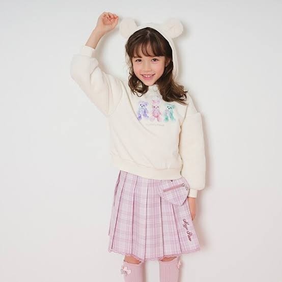 【年代必須】可愛いと思ったコーディネート貼っていかない？part2